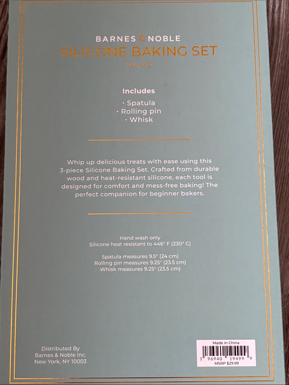 Barnes & Noble baking set - Picture 2 of 2
